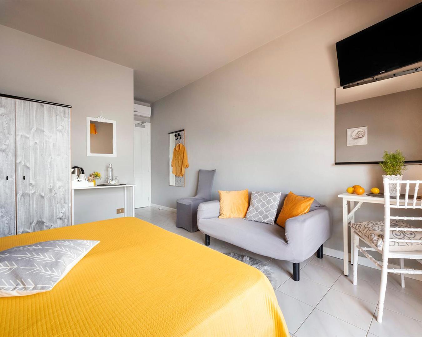 Hotel La Rondinella Каннеро-Рив'єра Екстер'єр фото
